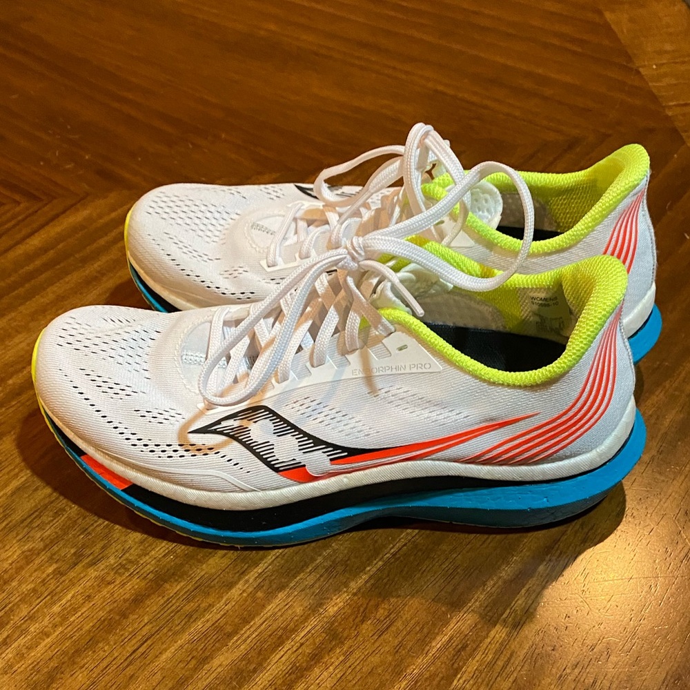 Women’s Saucony Endorphin Pro 8.5